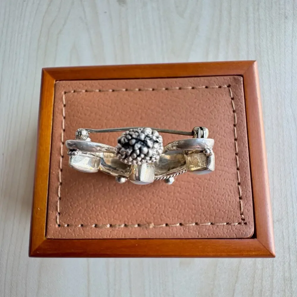 Vintage 925 Sterling Silver and Mother of Pearl Royal Crown Brooch Pin